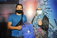 AKTIVITI HUJUNG MINGGU  DI LOBI MUZIUM NEGARA