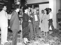 PAMERAN BAU AFRODIT PUNCA KEHARUMAN