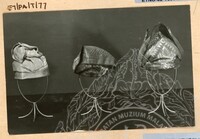 143 - PAKAIAN TRADISIONAL TENGKOLOK JILID 1 