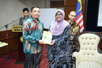 BICARA KURATOR SIRI 1/2025 WARISAN SENIBINA MELAYU:  PEMULIHARAAN BERINOVASI DAN EVOLUSI REKA BENTUK