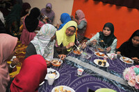POT LUCK PARTY DAN MESYUARAT PUSPANITA