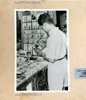 BAHAN PAMERAN TAHUN BARU CINA 1983