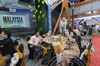 PERSEMBAHAN BUSKERS LAGU LAGU MALAR SEGAR & MAJLIS APRESIASI  MEDIA   & RAKAN STRATEGIK