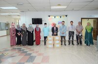 SUMBANGAN BEKALAN MAKANAN ASAS OLEH KP JMM DI LOBI BHG PENGURUSAN ANJURAN WARIS & SURAU AL-FALAH