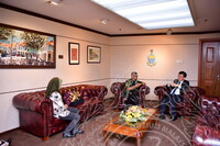 HMA 2024 - PENYERAHAN CENDERAMATA KEPADA CM PULAU PINANG DARI JMM