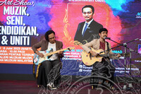 MAJLIS PERASMIAN PAMERAN SENI DAN PERSEMBAHAN ART SHOW MUZIK SENI PENDIDIKAN & UNITI