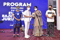 PROGRAM SEMPENA PAMERAN EVOLUSI BAJU JURUWAT