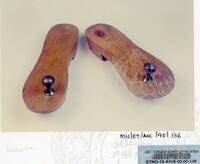 KOLEKSI ALAS KAKI (JILID 1)