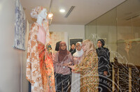 LAWATAN RASMI KEBAWAH DYMM SPB RAJA PERMAISURI AGONG KE PAMERAN DYECO TEXTILE ECO EXPLORATION OF NATURAL DYES