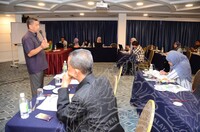 BENGKEL SEKTOR PERMUZIUMAN