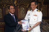 KUNJUNGAN HORMAT DELIGASI PUSMAS TLDM 