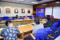 KUNJUNGAN KHIDMAT NASIHAT DARIPADA PENGURUS BESAR TAMAN WARISAN MELAYU, LEMBAGA WARISAN NEGARA SINGAPURA