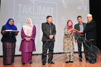 TAKLIMAT PELAKSANAAN PROGRAM INSPIRASI PELAJAR INOVASI MUZIUM IPIM (ALBUM 2)