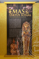 PAMERAN KUASA EMAS