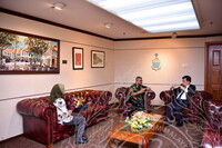 HMA 2024 - PENYERAHAN CENDERAMATA KEPADA CM PULAU PINANG DARI JMM