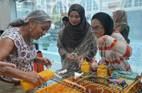 LAWATAN RASMI KEBAWAH DYMM SPB RAJA PERMAISURI AGONG KE PAMERAN DYECO TEXTILE ECO EXPLORATION OF NATURAL DYES