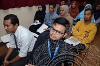 PEMBENTANGAN KERTAS KERJA PELAJAR PRAKTIKAL