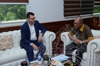 KUNJUNGAN HORMAT DARI AUSTRALIA DEPUTY HIGH COMMISSIONER KE PEJABAT KP JMM