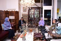 PENGAMBILAN KOLEKSI DI RUMAH DS NAZRI BIN ABD.AZIZ