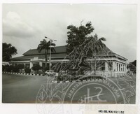 19.BANGUNAN KELANTAN JILID 4 - 039