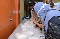 GAMBAR KOLEKSI DAN PENGENDALIAN PAMERAN GELARI 1