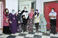 MAJLIS CLOCK OUT PENGARAH BAHAGIAN KHIDMAT PENGURRSAN PUAN NOORAZREEN IDAYU BT KAMAROZZAMAN