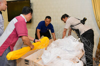 PEMBUNGKUSAN KOLEKSI ISTANA NEGARA DI GALERI 1 DAN KEMASUKAN KOLEKSI LEMBAGA MUZIUM NEGERI KEDAH