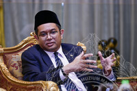 WACANA MUZIUM DIRAJA - TRADISI RAJA BERPELEMBAGAAN DAN DEMOKRASI BERPARLIMEN DI MALAYSIA