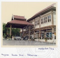 BANGUNAN KELANTAN JILID 3 - 038