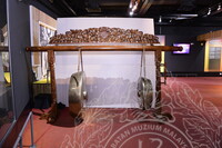 GAMBAR KOLEKSI TEMBAGA