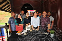 PROGRAM TANYA KURATOR DUIT TAMPANG KOLEKSI DI MUZIUM LUKUT