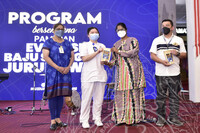 PROGRAM SEMPENA PAMERAN EVOLUSI BAJU JURUWAT