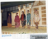 PAKAIAN TRADISIONAL KELANTAN  133
