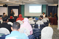 KURSUS STRATEGI PEMASARAN