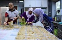 PROGRAM MEMASAK BUBUR ASYURA ANJURAN SURAU AL-FALAH MUZIUM NEGARA