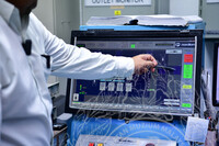 PENDOKUMENTASIAN TEKNIK SINARGAMA KEATAS KOLEKSI BAHAN NADIR JMM DI AGENSI NUKLEAR MALAYSIA