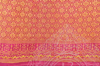 PENDOKUMENTASIAN KOLEKSI TEKSTIL UNTUK PAMERAN ASEAN - MUZIUM TEKSTIL NEGARA