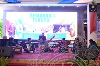 Program Semarak@Tekstil 2022 di Dataran Muzium Negara