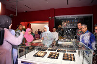 MAJLIS PERASMIAN PAMERAN RAHSIA KEBAYA DI MUZIUM TEKSTIL NEGARA DISEMPURNAKAN OLEH TENGKU PERMAISURI SELANGOR, DYMM TENGKU PERMAISURI HAJAH NORASHIKIN (ALBUM 1)