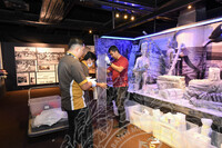 MEMBUKA PAMERAN 100 PAMERAN