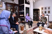 PENGAMBILAN KOLEKSI DI RUMAH DS NAZRI BIN ABD.AZIZ