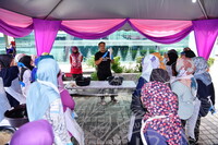 BENGKEL IKAT & CELUP EKSPRESI WARNA JALUR GEMILANG DI MUZIUM TEKSTIL