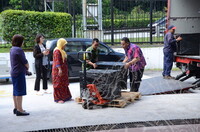 GAMBAR KOLEKSI DAN PENGENDALIAN PAMERAN GELARI 1