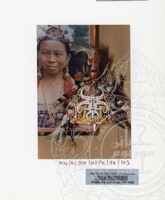 PAMERAN PERHIASAN PAKAIAN KEPALA