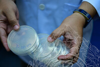 PENDOKUMENTASIAN TEKNIK SINARGAMA KEATAS KOLEKSI BAHAN NADIR JMM DI AGENSI NUKLEAR MALAYSIA