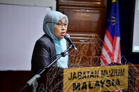 BENGKEL INDENTIFIKASI DAN KLASIFIKASI KOLEKSI ARKEOLOGI