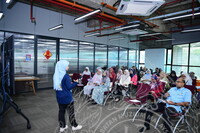 BENGKEL PENERBITAN DAN PERCETAKAN PERINGKAT PERTENGAHAN DI BILIK PERSIDANGAN JMM