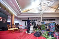 THE SUNBURST MARKETPLACE