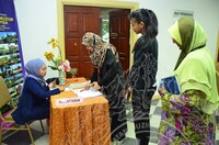 BICARA KURATOR PERKAHWINAN MELAYU DAN BATU NISAN LABUAN