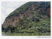 ARKEOLOGI GUA-GUA BATU KAPOR DI SEKITAR LEMBAH KINTA IPOH, PERAK